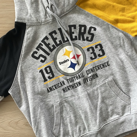 Pittsburgh Steelers Hoodie Sweatshirt - Picture 2 of 3